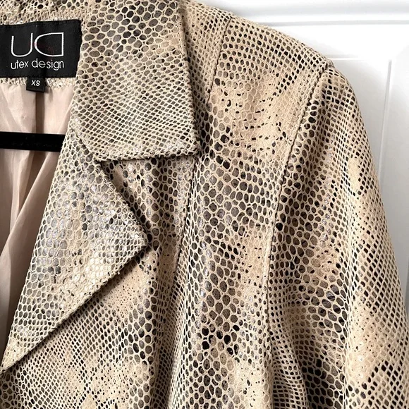 Snake 🐍 jacket XS - Picture 9 of 17